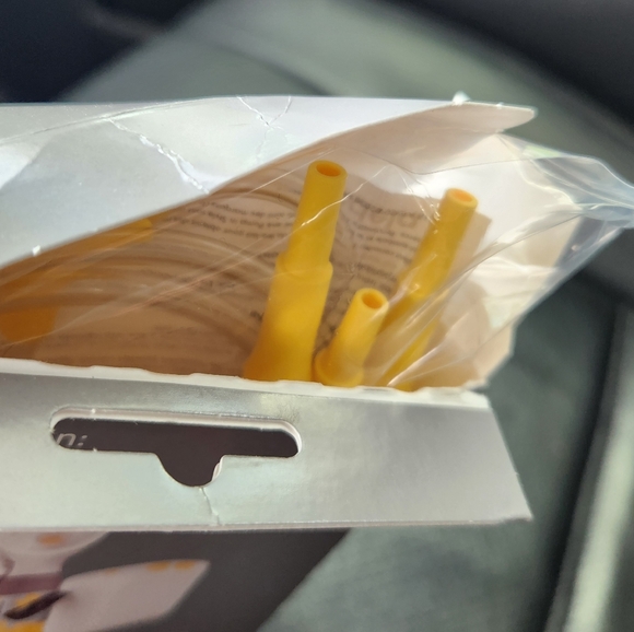 Medela Pump In Style Spare or Replacement Tubings - Picture 9 of 13